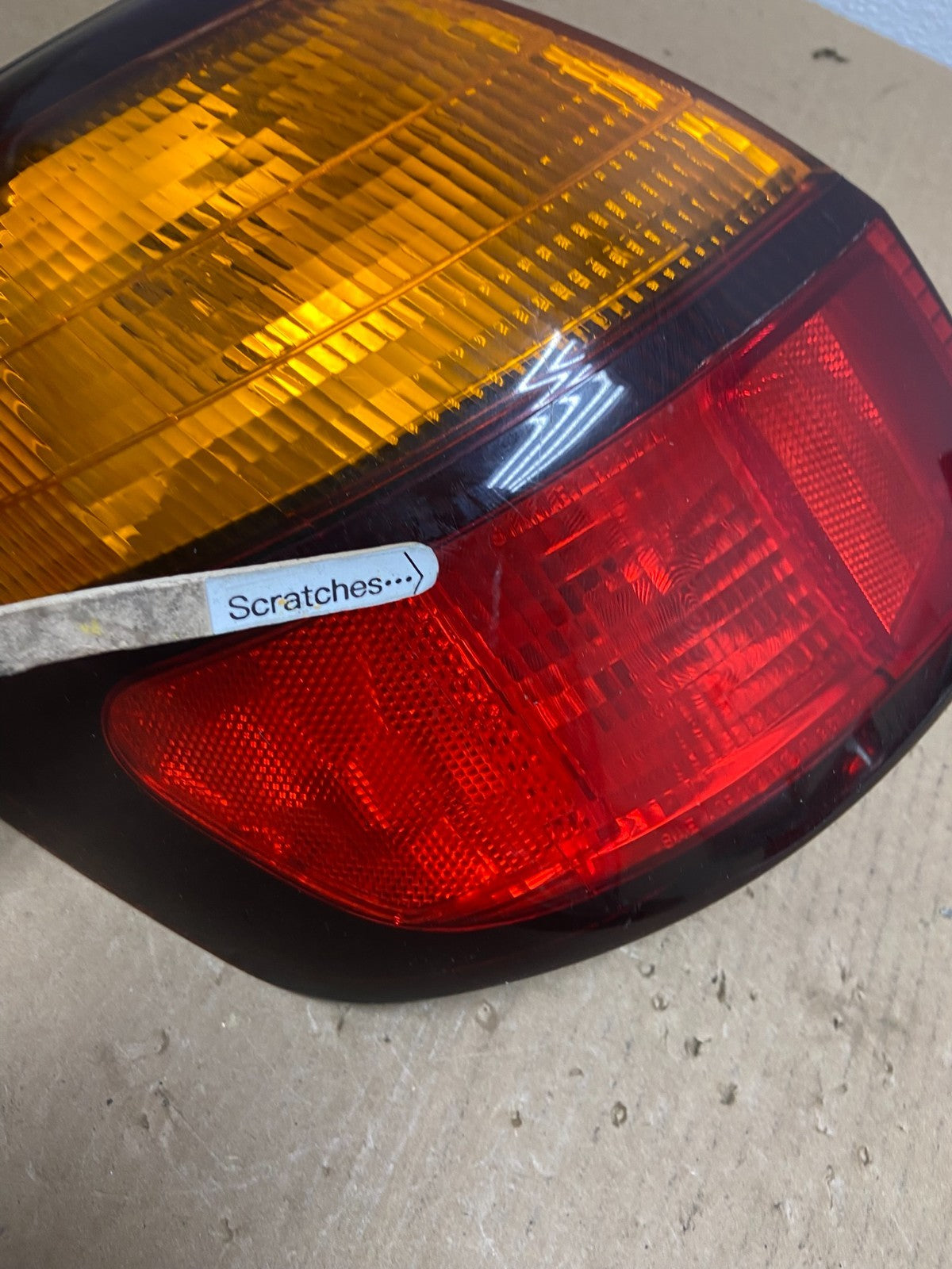 2001 to 2004 Subaru Legacy Outback Left Driver LH Tail Light AC1140 DW3
