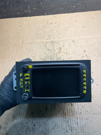 2003 to 2006 Cadillac Escalade Radio CD AM/FM Player OEM u9070 DG0