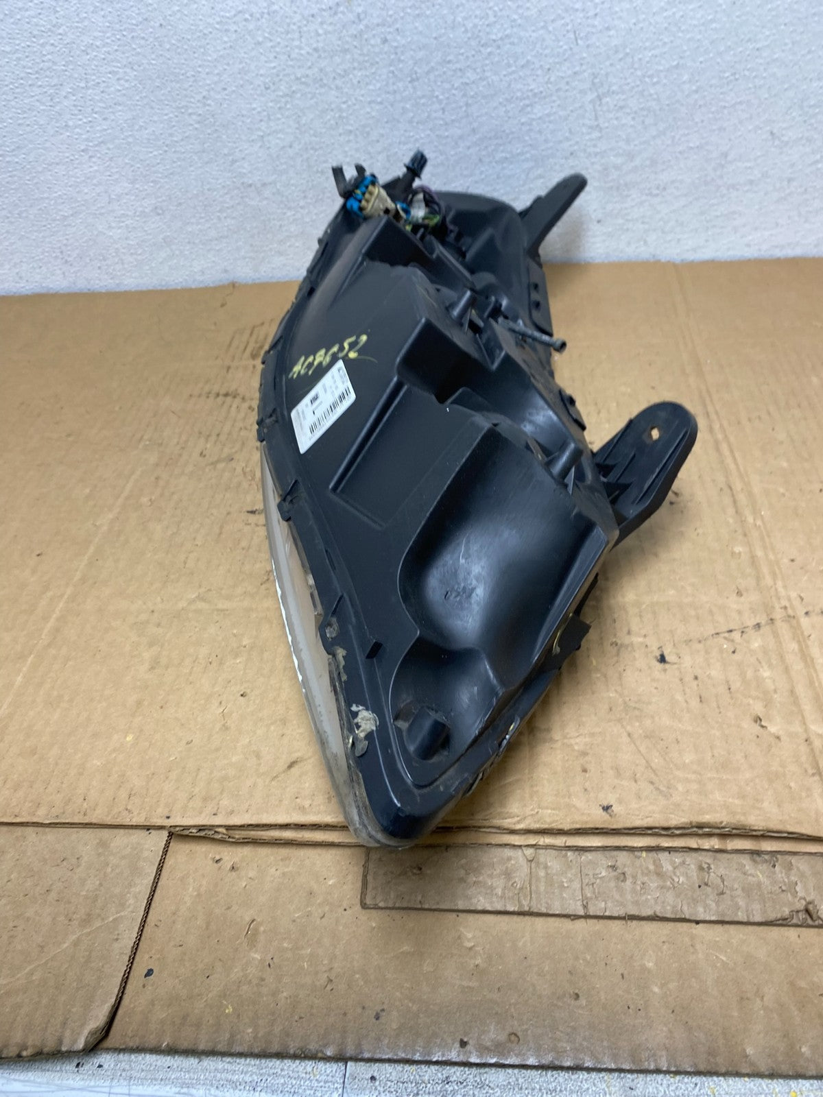 2005 to 2009 Pontiac G6 Headlight Left Driver LH Side Halogen AC7652 DW7