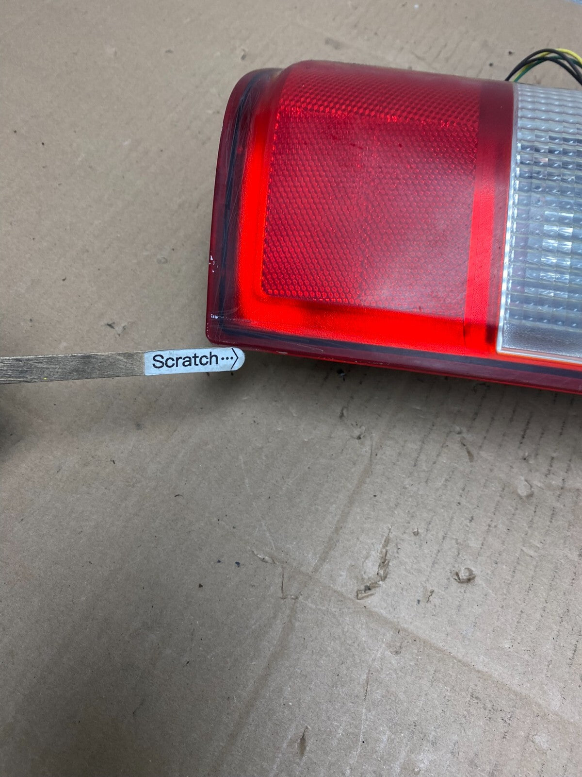 2003 to 2017 Chevrolet Express 1500 Left Driver Side Tail Light Oem L5840 DW5