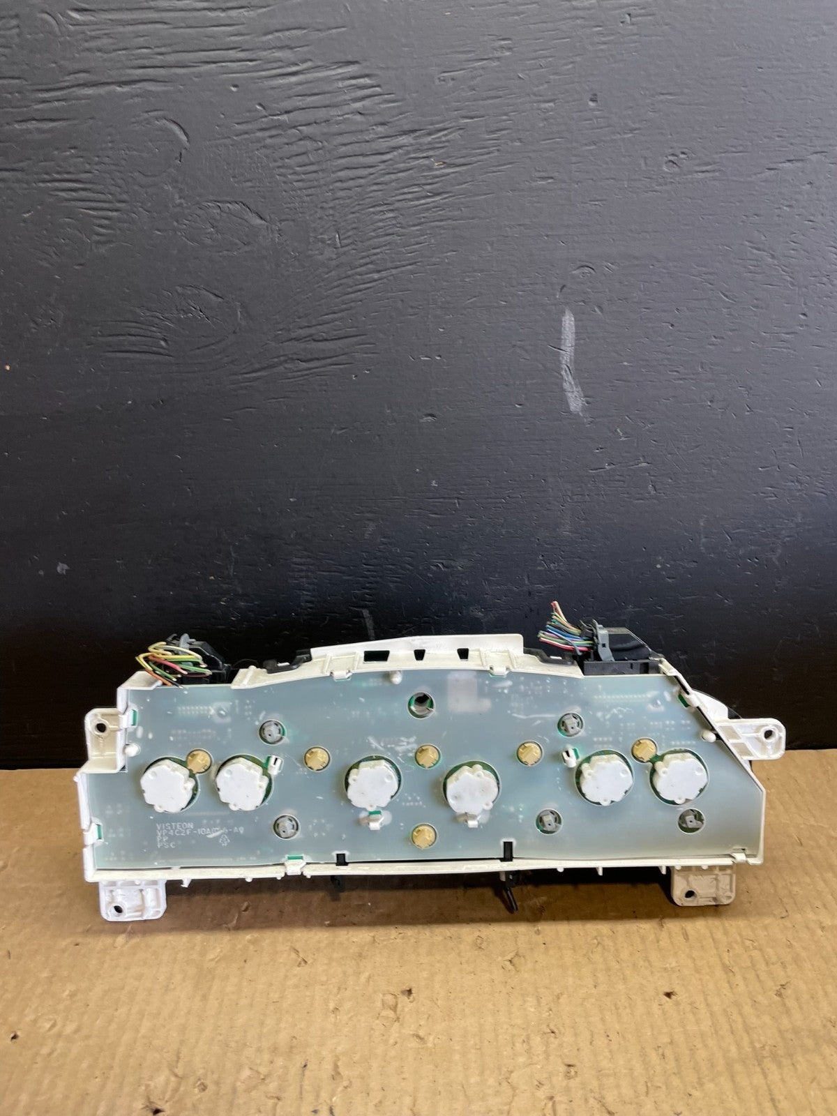 2006 Ford E350 Gauge Speedometer Cluster OEM ab7529 DG5