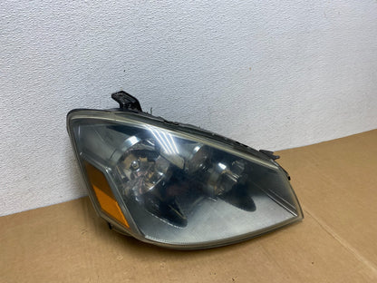 2005 to 2006 Nissan Altima Right RH Side Halogen Headlight AC8422 DW2
