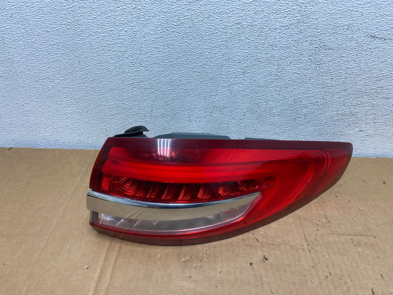 2017 - 2018 Ford Fusion Right Passenger RH Side Tail Light AD2789 LK0