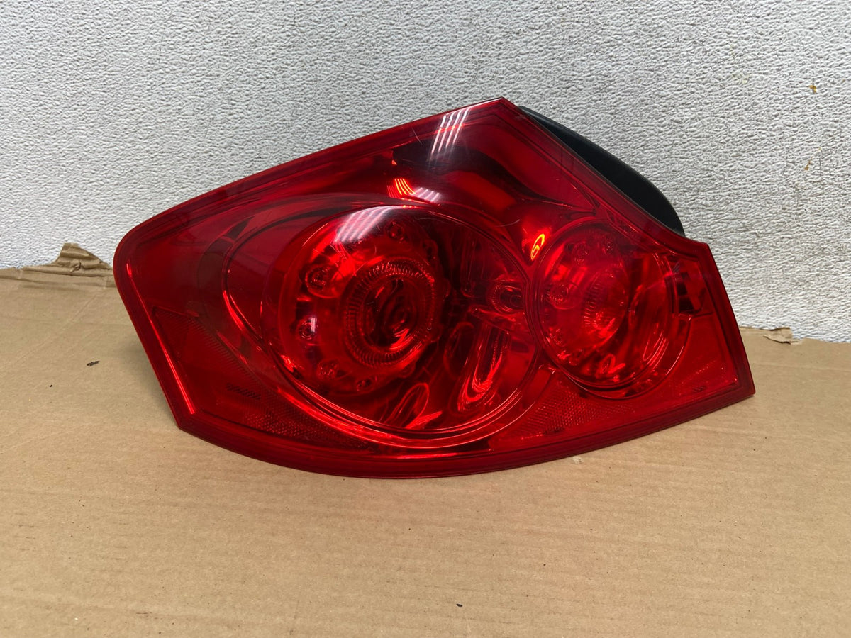 2007 to 2013 Infiniti G35 G37 Sedan Left Driver LH Side Tail Light AG9143 LK0