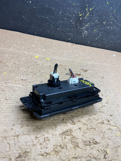 2009 - 2013 Mazda 6 A/C Manual Climate Control Panel w6336 DG3