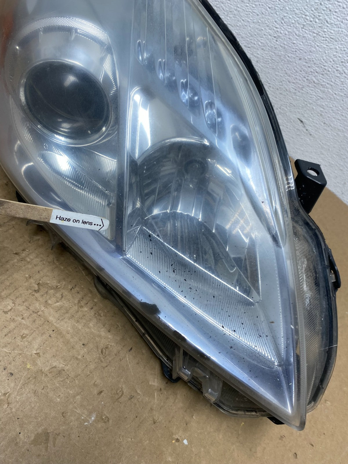 2010 - 2011 Toyota Prius Right Passenger Rh Halogen Headlight TYC AC1060 DW4