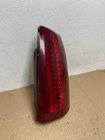 2005 2006 2007 Cadillac STS Right Passenger RH Side Tail Light AE9050 LK2