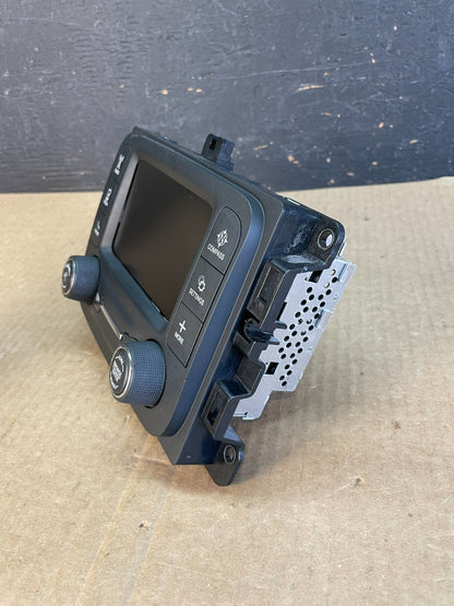 2014 to 2015 Jeep Cherokee Media Satellite Radio Screen Display AF3688 DG2