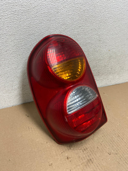 2002 2003 2004 Jeep Liberty Left Driver LH Side Tail Light AF3133 LK2