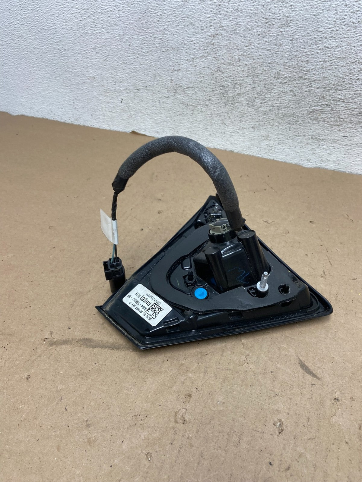 2017 2018 2019 Ford Escape Right Passenger RH Inner Tail Light AG40776