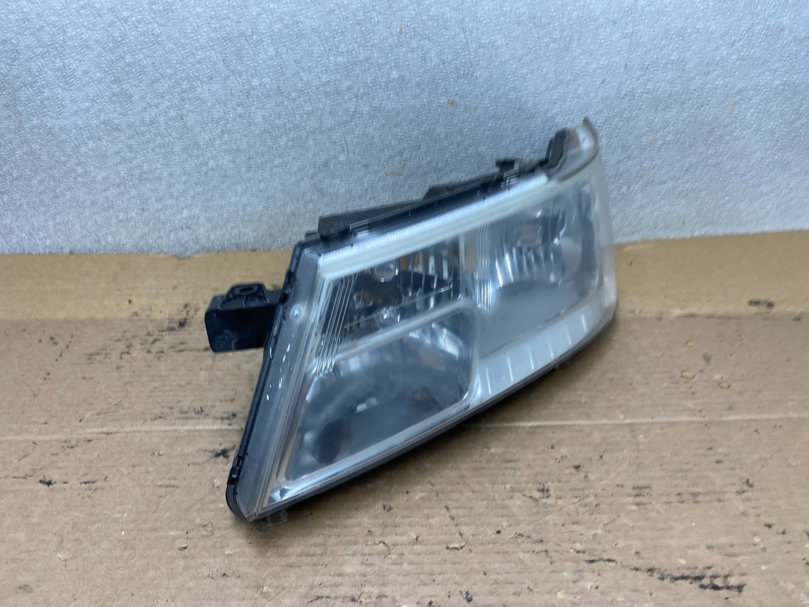 2009 to 2017 Dodge Journey Headlight Left Driver Lh Side Halogen Oem AB3328 DW2