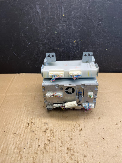 2010 - 2012 Infiniti G37 Radio CD Player Receiver AM FM Climate Module AC4612 DG3