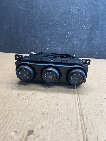 2012 to 2014 Subaru Impreza Control Climate A/C Heater AE3882 DG0