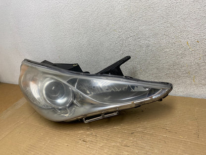 2011 - 2014 Hyundai Sonata Right Passenger Rh Side Headlight Halogen AH0570 DW2