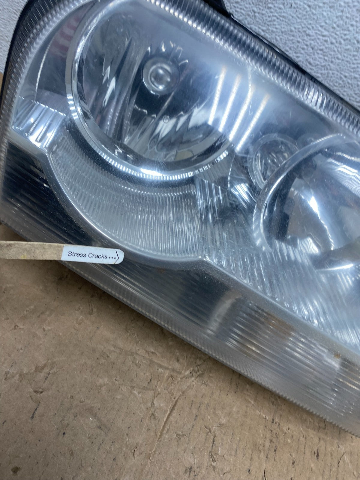 2005 2006 2007 Chrysler 300 Right Passenger RH Halogen Headlight AD8084 DW4
