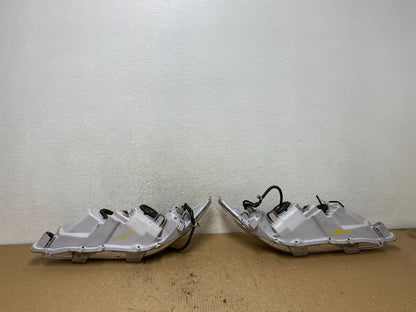 2010 - 2011 Toyota Camry Left+Right Halogen Headlights AG2452 DW8