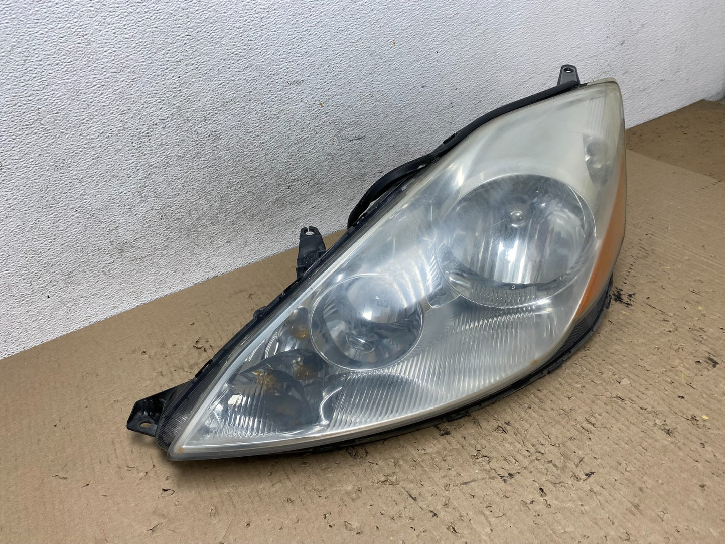 2006 to 2010 Toyota Sienna Left Driver Lh Side Headlight Halogen AF7257 DW2