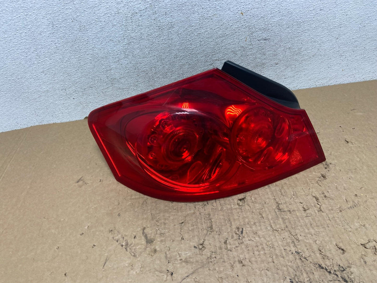2007 to 2013 Infiniti G35 G37 Sedan Left Driver LH Side Tail Light AF8436 DW0