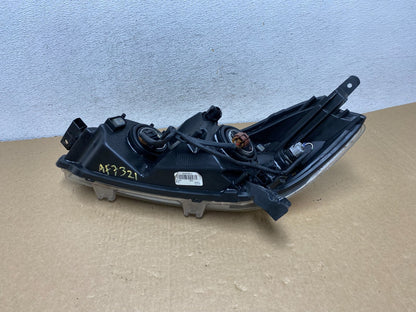 2009 to 2014 Toyota Matrix Right Passenger RH Side Halogen Headlight AF7321 DW7
