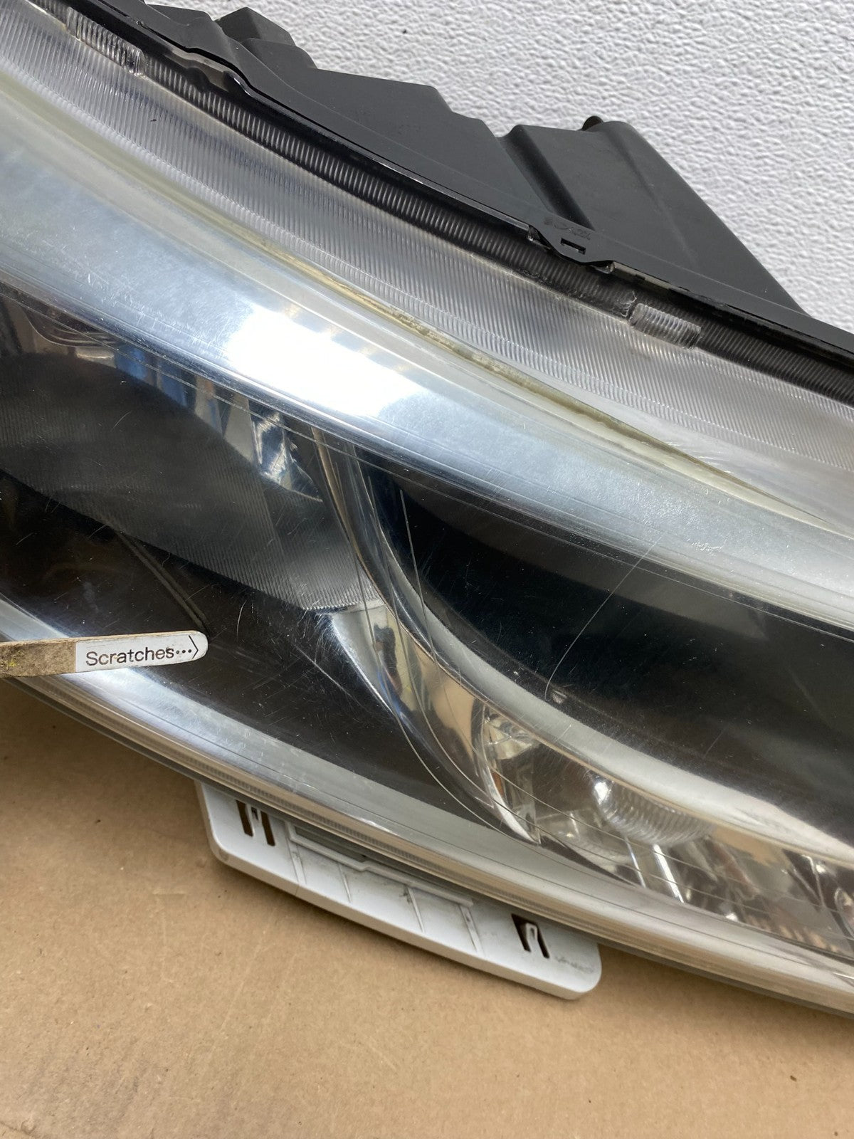 2013 to 2016 Nissan Pathfinder Right Passenger RH Side Headlight AE6631 DW3