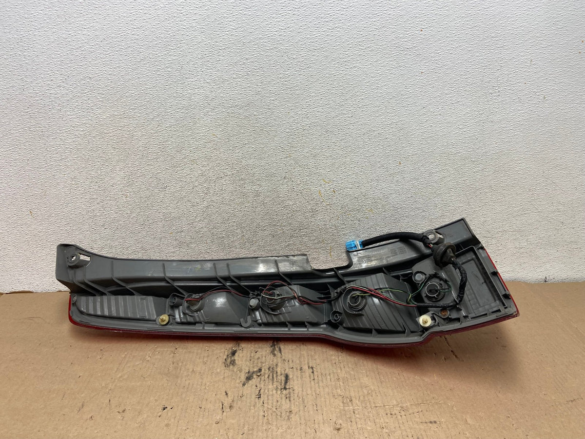 2007 - 2011 Honda Cr-v Crv Right Passenger Rh Side Tail Light AH2051 R LK4