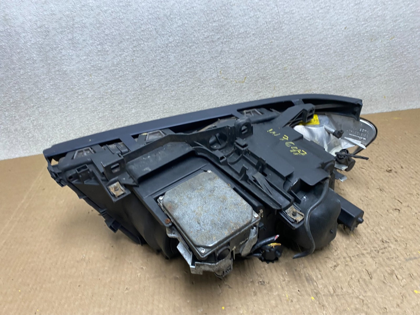 2000 to 2003 BMW 325Ci 330Ci E46 Coupe Left Side Xenon Headlight W7647 DW9