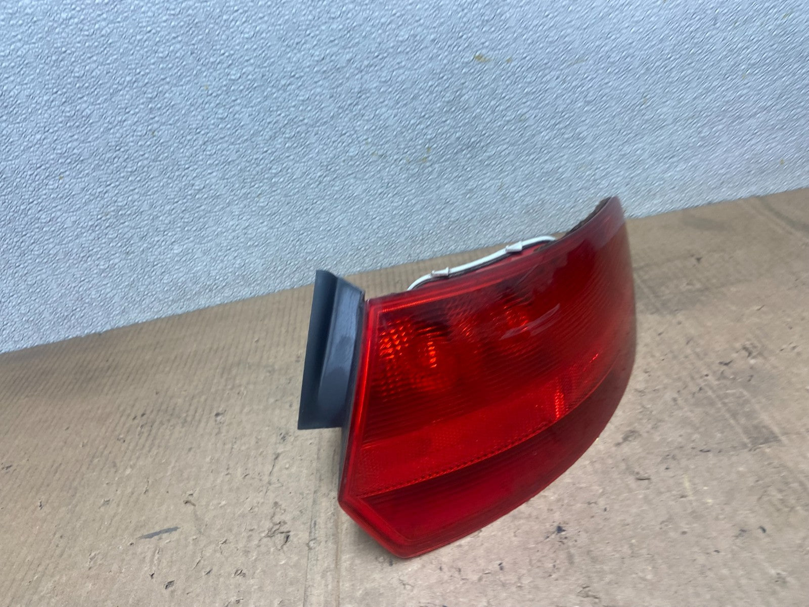 2006 2007 2008 Audi A3 8P Hatchback Right Passenger RH Tail Light Oem AA6854 DW2