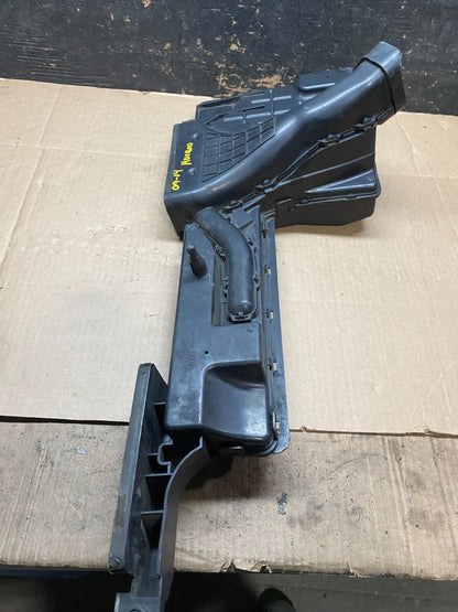 2009 to 2014 Nissan Murano Upper Air Intake Duct Oem U6185 DG6