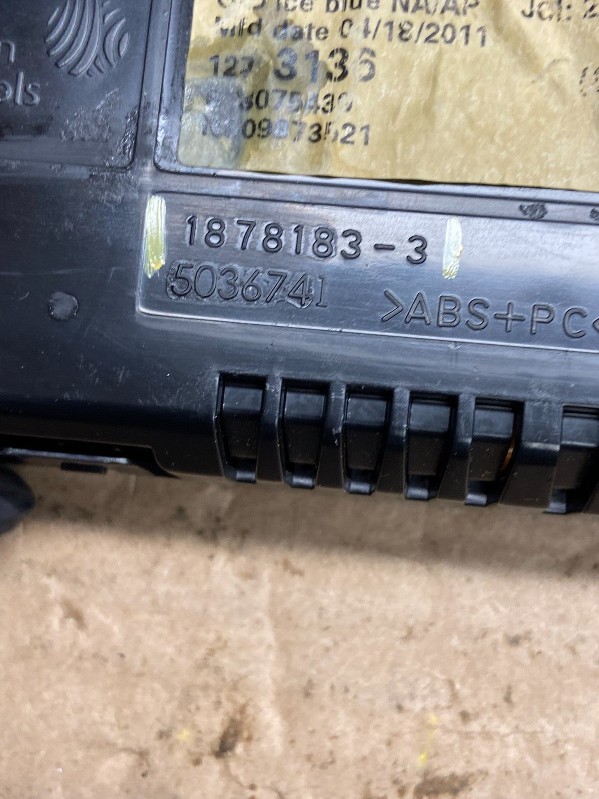 2011 to 2013 Buick Regal Radio Information Screen Display AF2360 DG6