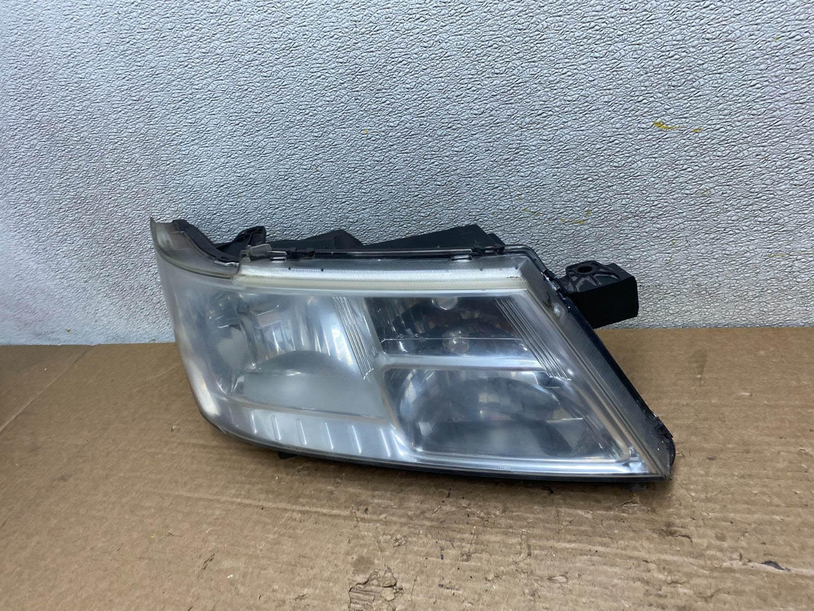 2009 to 2017 Dodge Journey Headlight Right Passenger Rh Halogen Oem Z2988 PS1