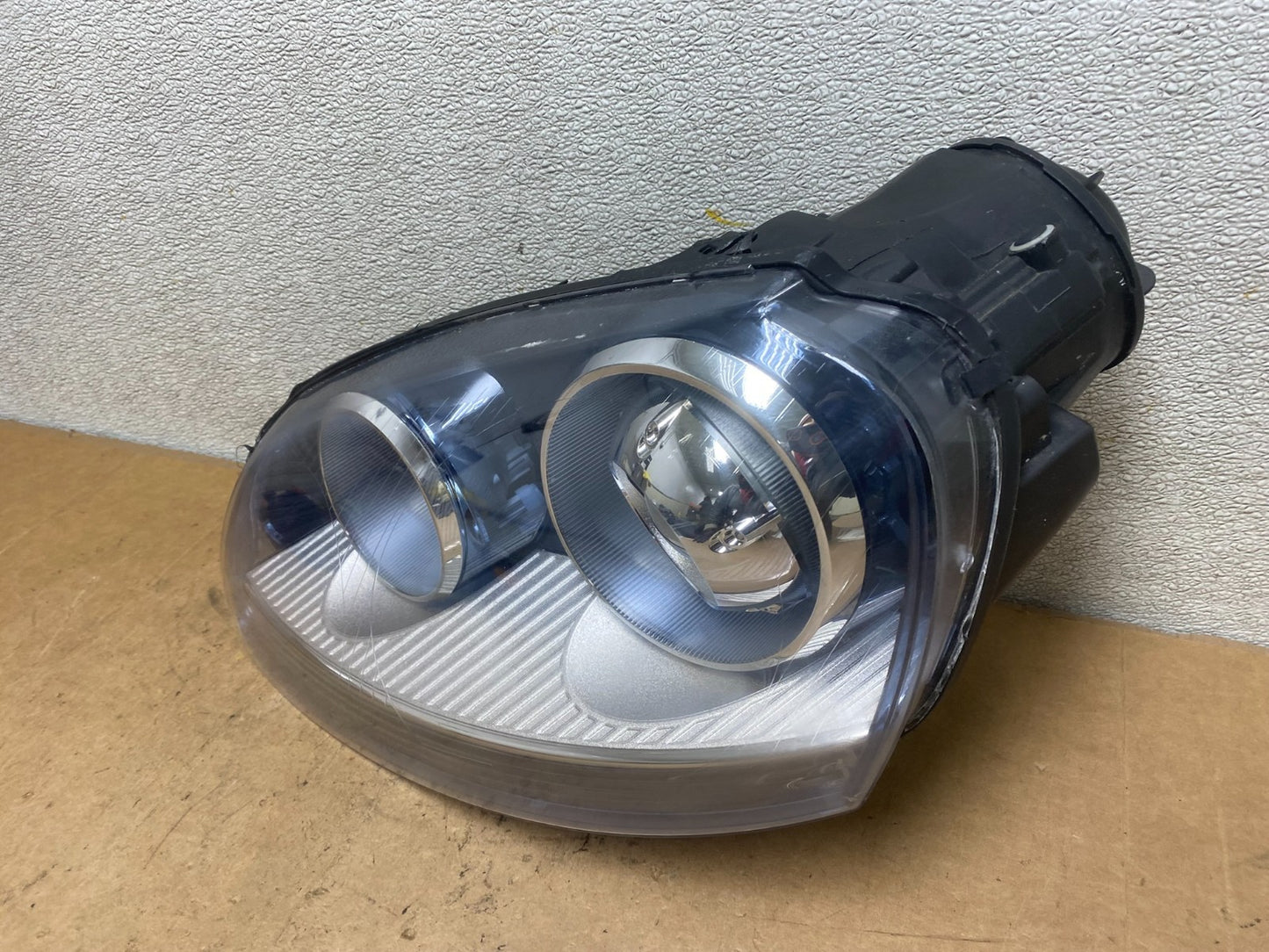 2006 to 2009 Volkswagen Jetta Golf Left Driver HID Xenon Headlight Oem X5532 DW1
