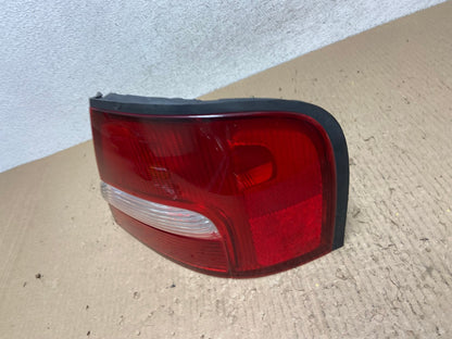 2000 to 2001 Nissan Altima Tail Light Right Passenger Rh Side AF2978 LK1