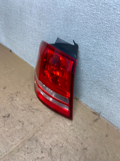 2009 2010 2011 Dodge Journey Left Driver Lh Tail Light Oem AA3975 DW1