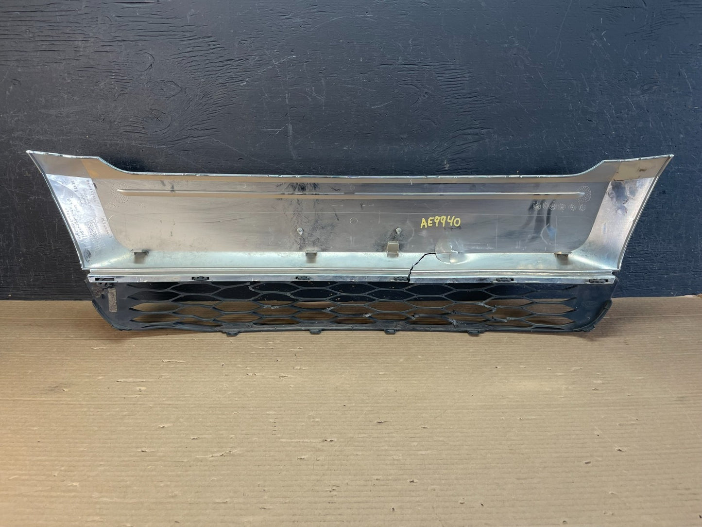 2011-2014 Ford Edge Front Lower Chrome Grille Cover Moulding AE9940 DG4