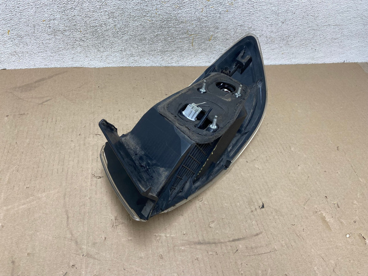2010 2011 2012 2013 Mazda 3 Left Driver Lh Side Tail Light AH6776 LK7