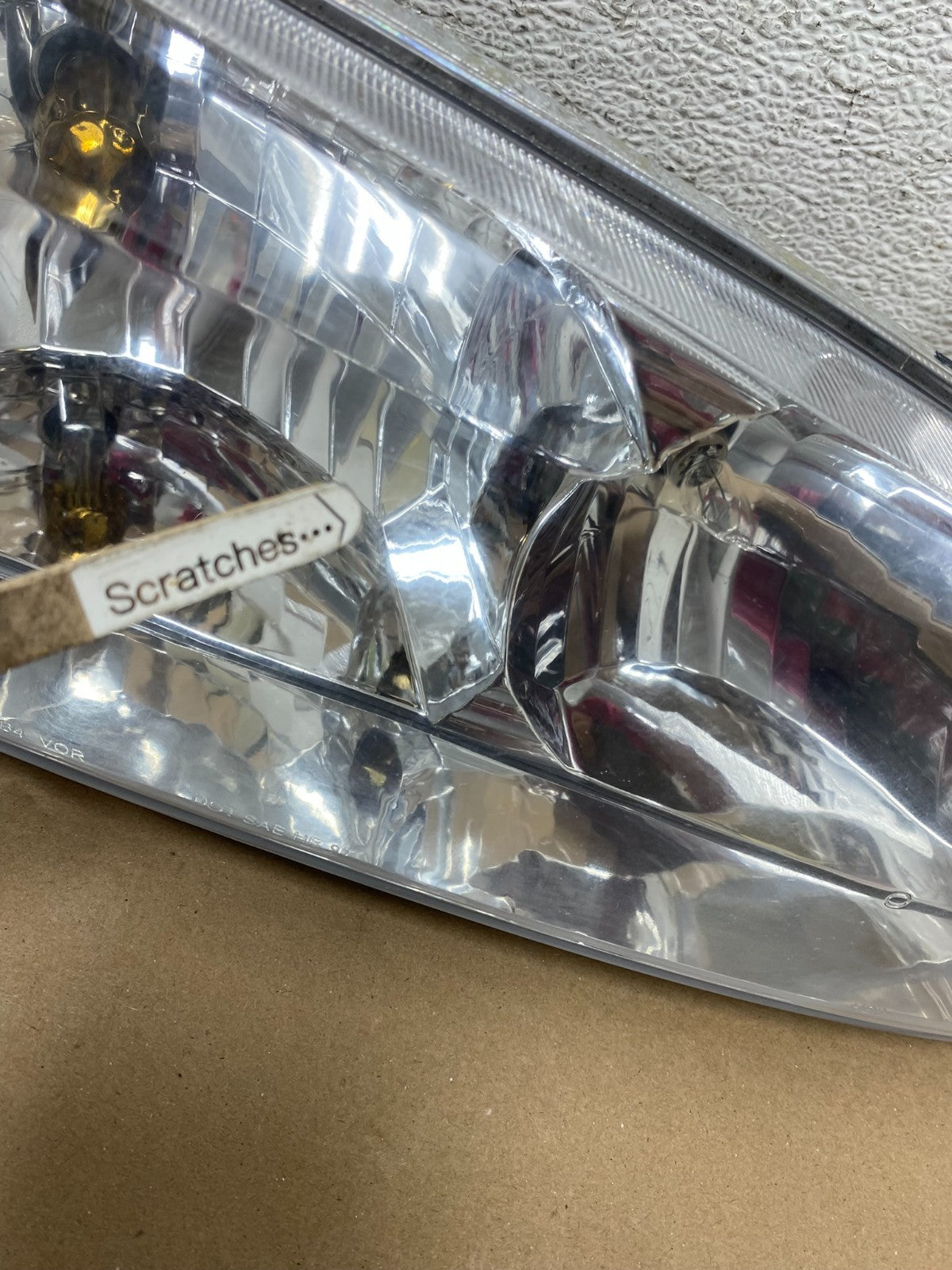 2000 to 2001 Toyota Camry Front Left+Right Side Headlights AE7217 DW4