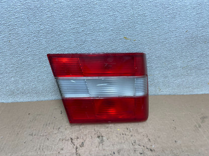 1995 to 1997 Volvo 940 960 Left Driver LH Side Inner Tail Light Oem Y0534 DG0