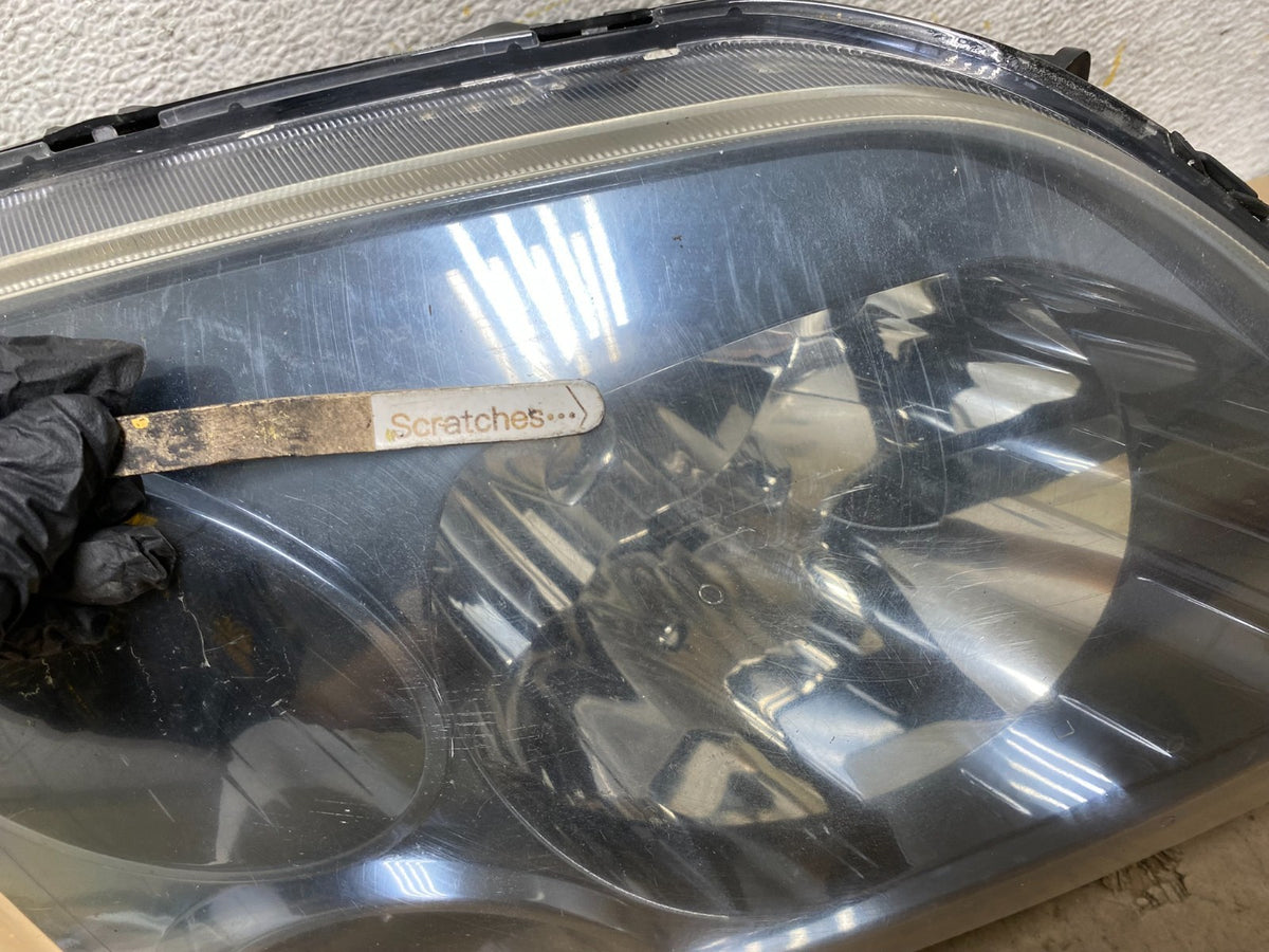 2004 to 2009 Mitsubishi Galant Left+Right Headlights Halogen AH7650 DW3