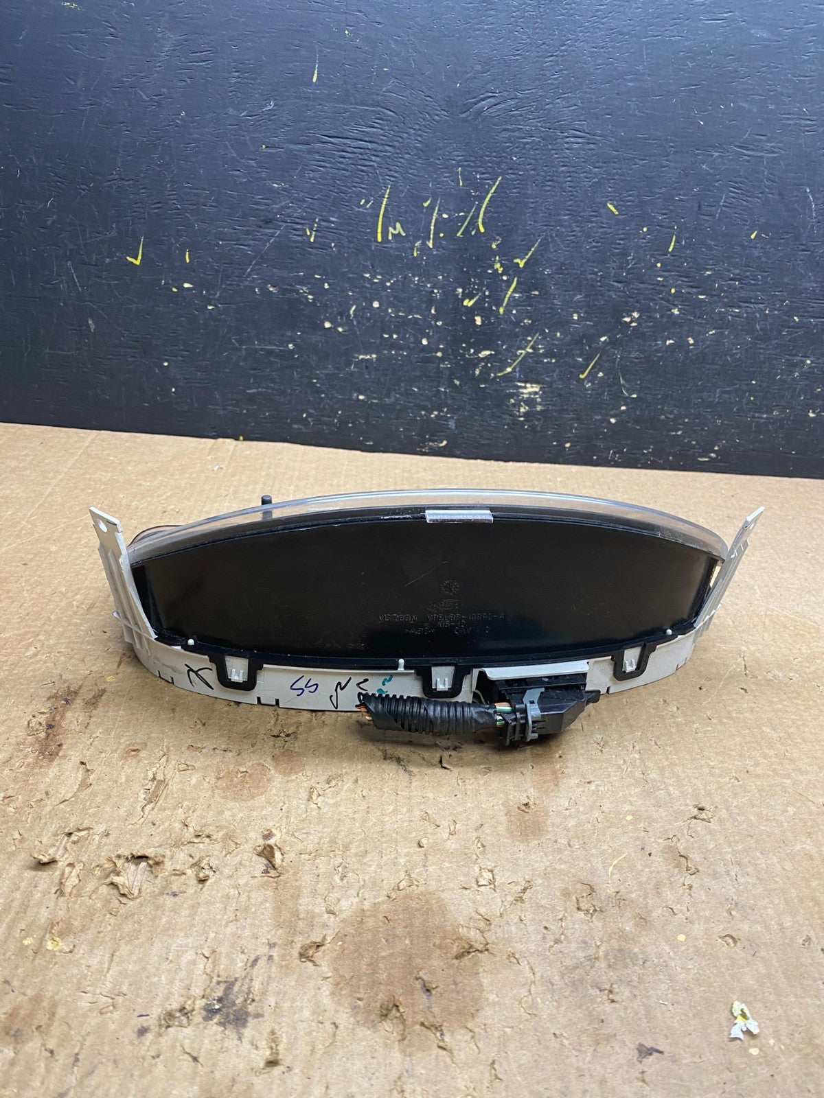 2005 - 2007 Ford  Escape Speedometer Cluster Gauge Oem z7132 DG3