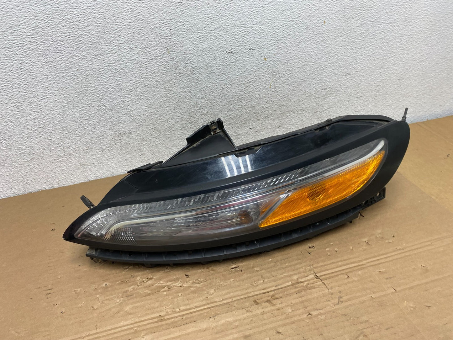 2014 - 2018 Jeep Cherokee Left Driver LH Side LED Headlight AD4284 DW0
