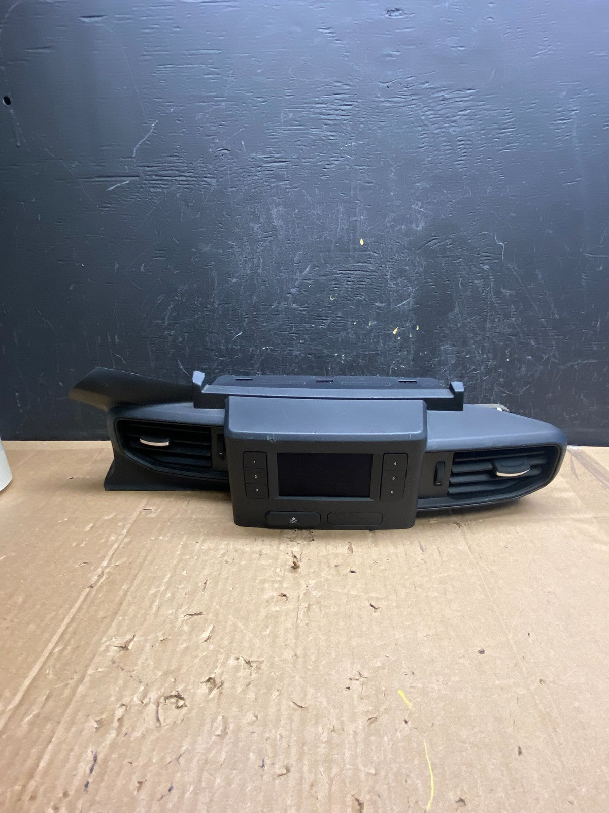 2020 to 2023 Ford Explorer Console Radio Display Screen Air Vents ad2216 DG0