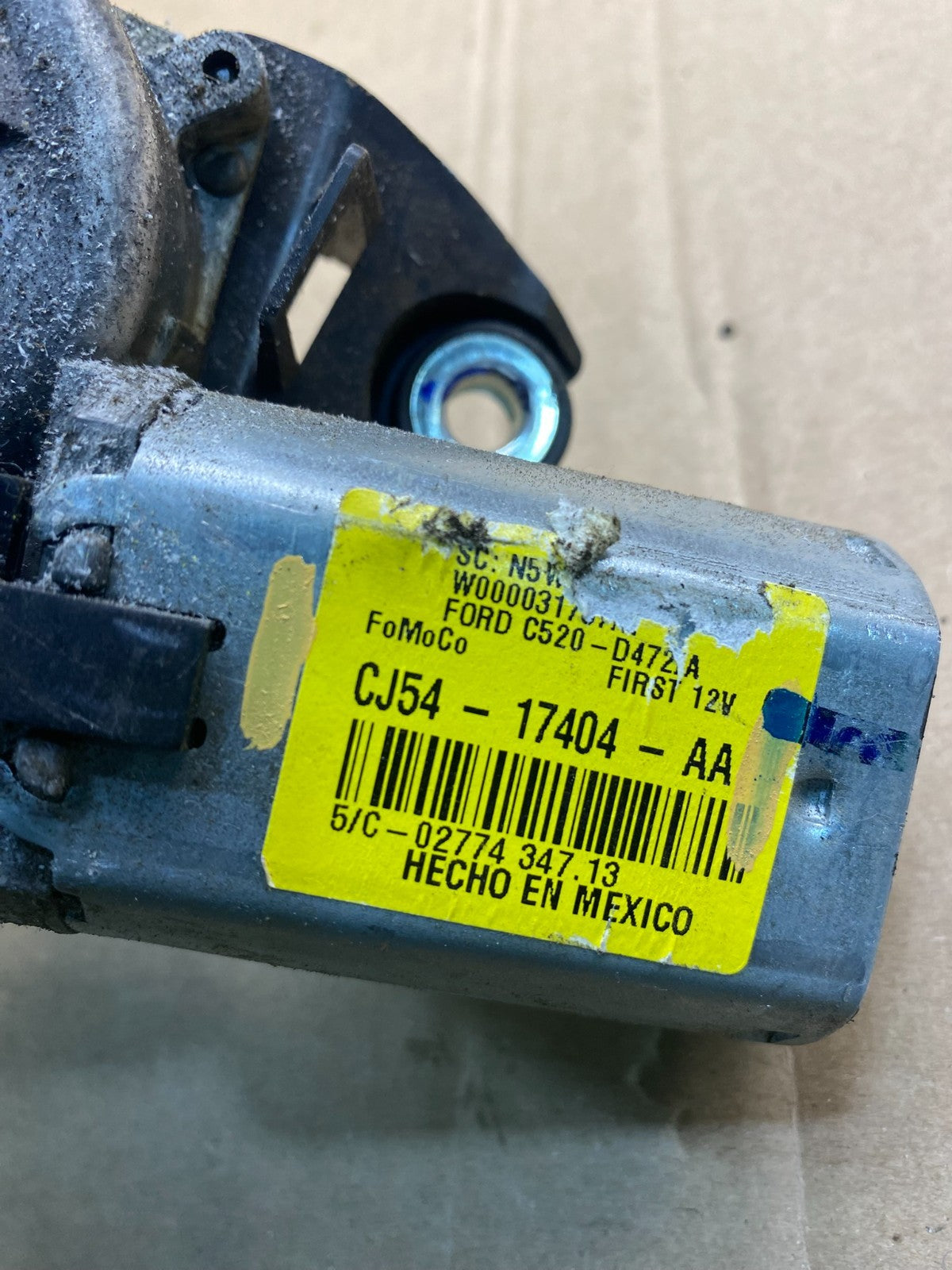 2013 to 2019 Ford Escape Rear Windshield Wiper Motor OEM ac0948 DG5