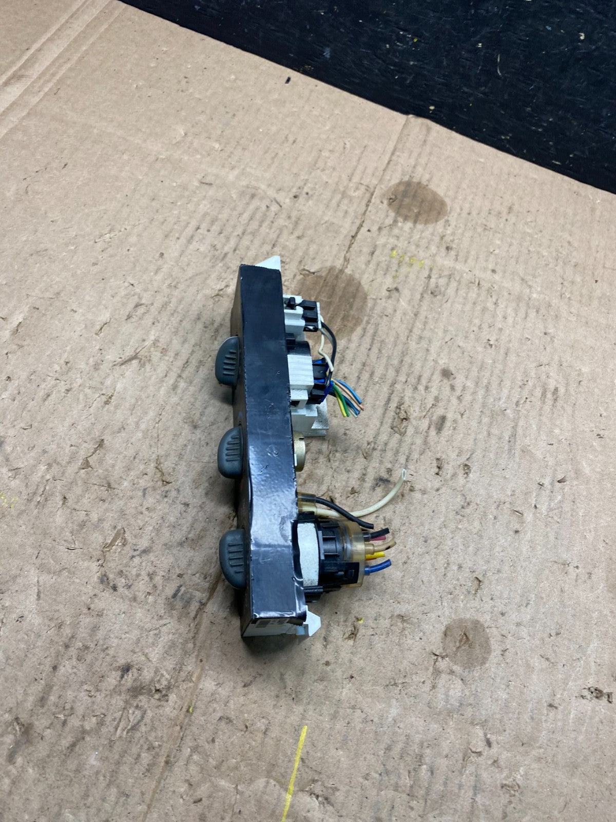 2001 - 2007 GMC Chevrolet Express 1500 Climate Control A/C P1645 DG3
