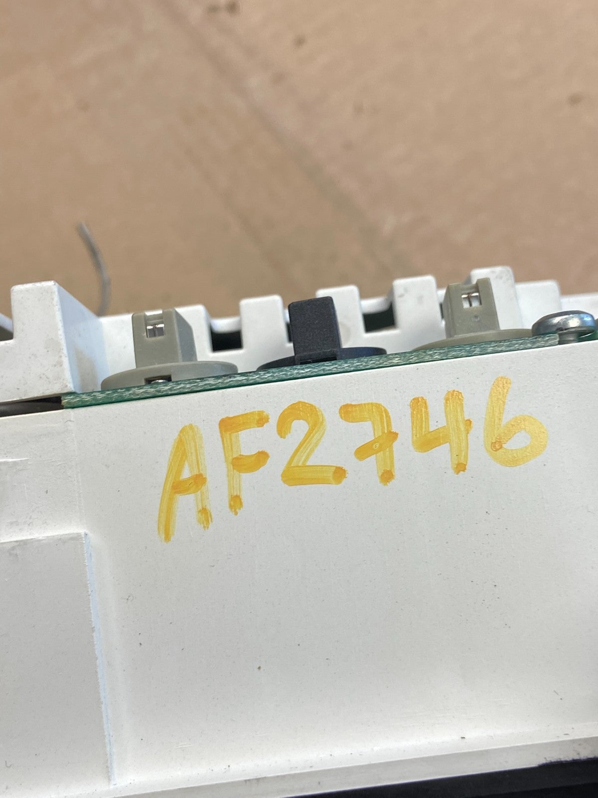 1991 to 1993 Plymouth Grand Voyager Instrument Cluster AF2746 PS7
