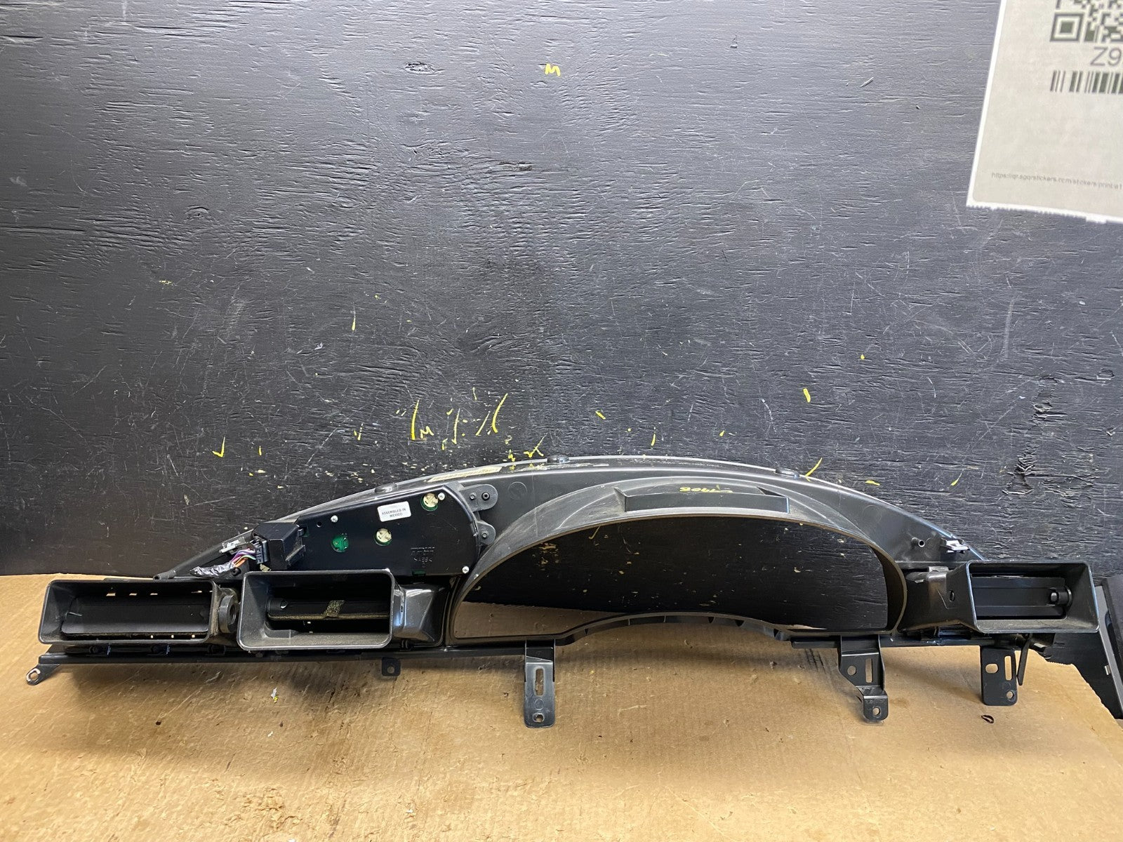 2004 to 2008 Chrysler Pacifica Front Speedometer Cluster Bezel Trim OEM z9908 DG3