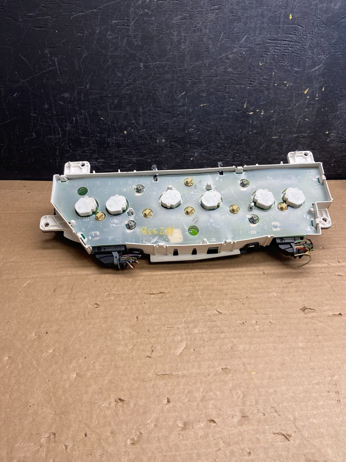 2006 Ford E350 Gauge Speedometer Cluster AF2538 DG5