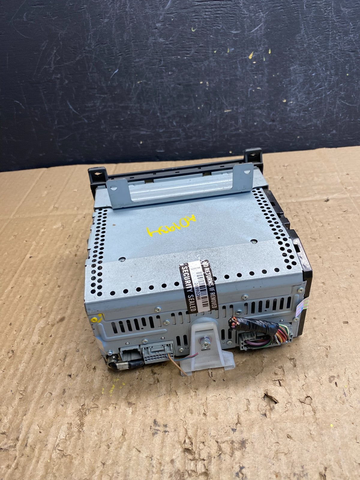 2003 - 2005 Lincoln Town Car RDS AM/FM Radio Tape CD Player AD1934 DG3