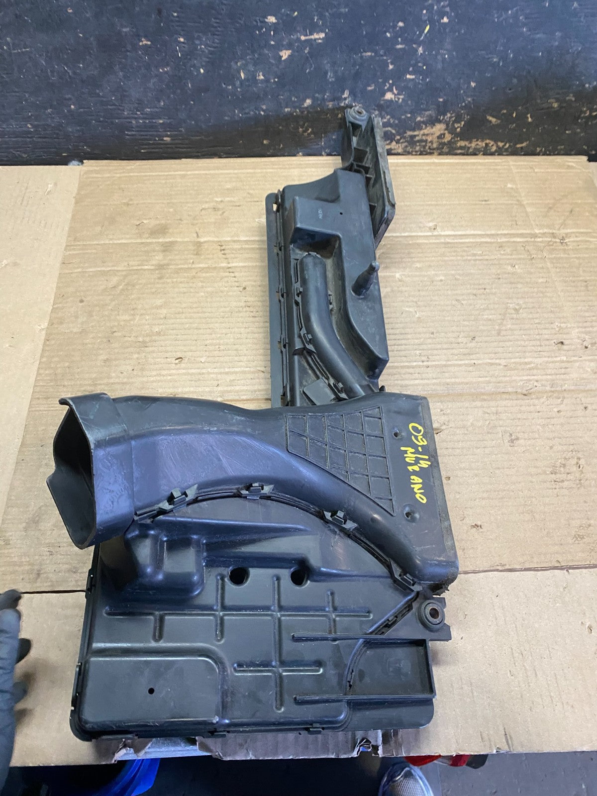 2009 to 2014 Nissan Murano Upper Air Intake Duct V2808 DG6