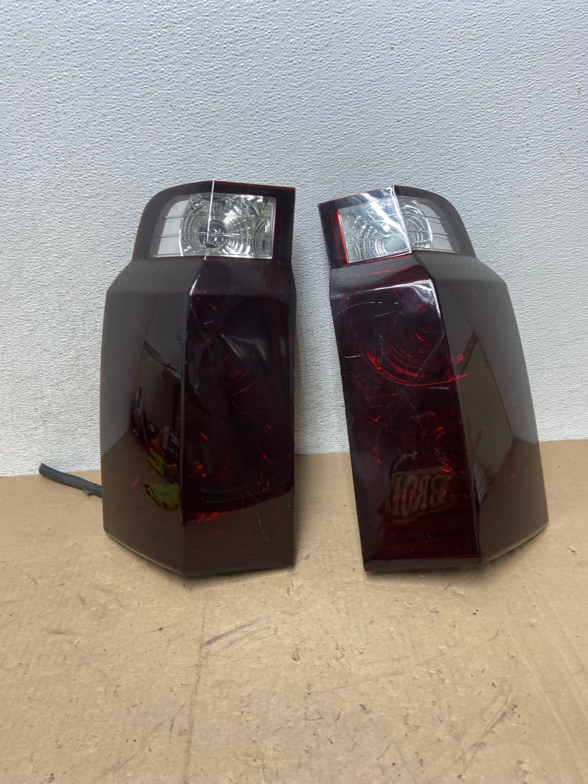 2006 to 2010 Jeep Commander Left+Right Side Tail Lights AG5321 LK0