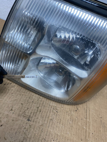 2002 to 2006 Cadillac Escalade Left Driver Lh Xenon HID Headlight AC7769 DW4
